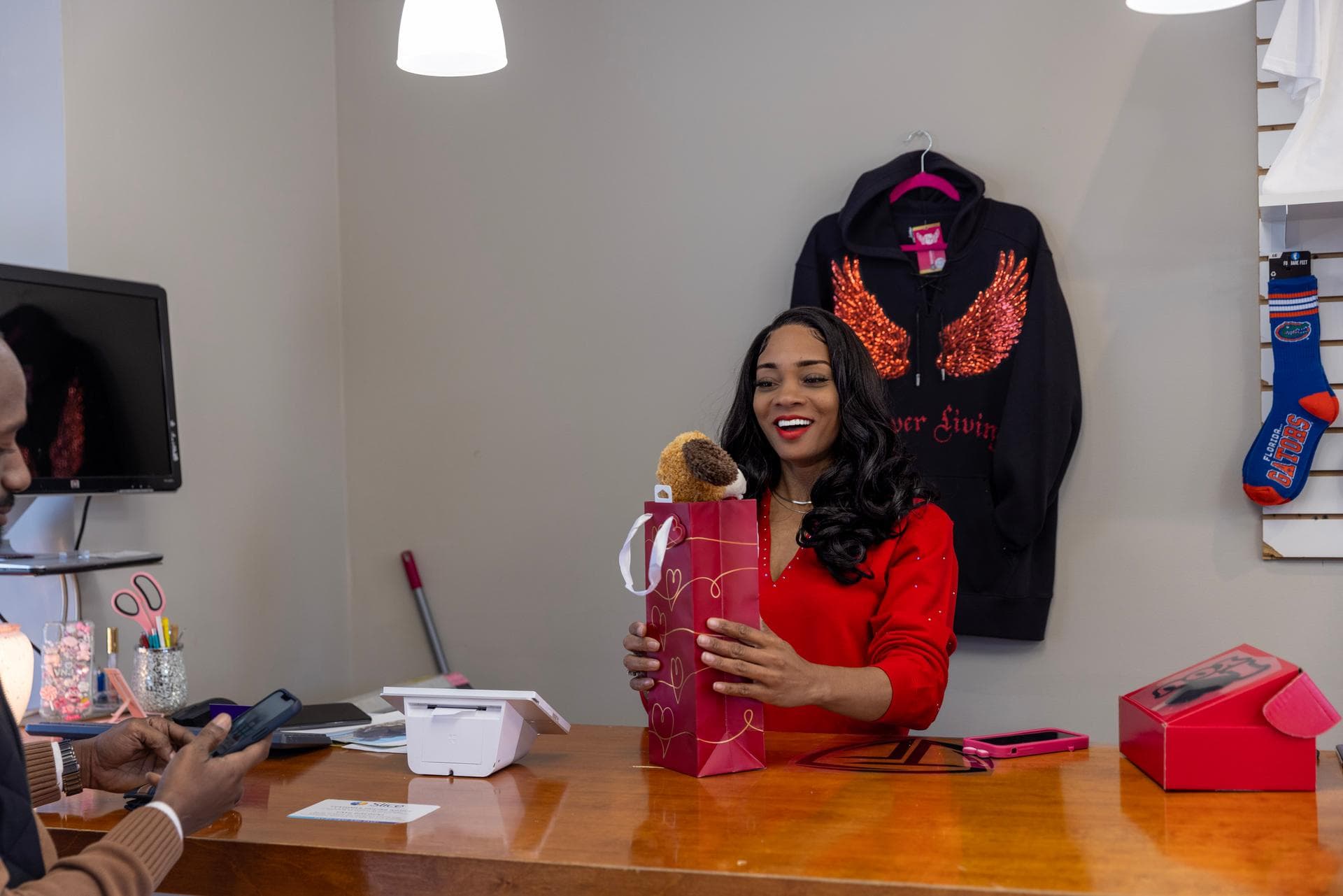 Happy retail client at The District receiving Norvet MSP service